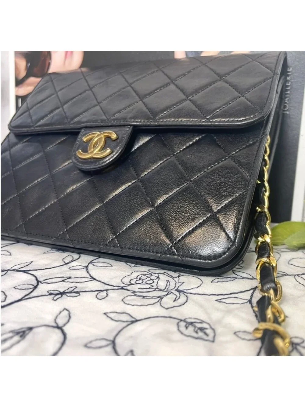 Chanel CC Logo Quilted Chain Shoulder Bag Vintage